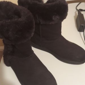 Boots with fur